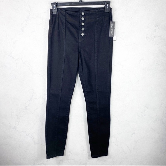 [Blank NYC] Classic Button High Waisted Denim Skinny Jeans - Picture 6 of 8